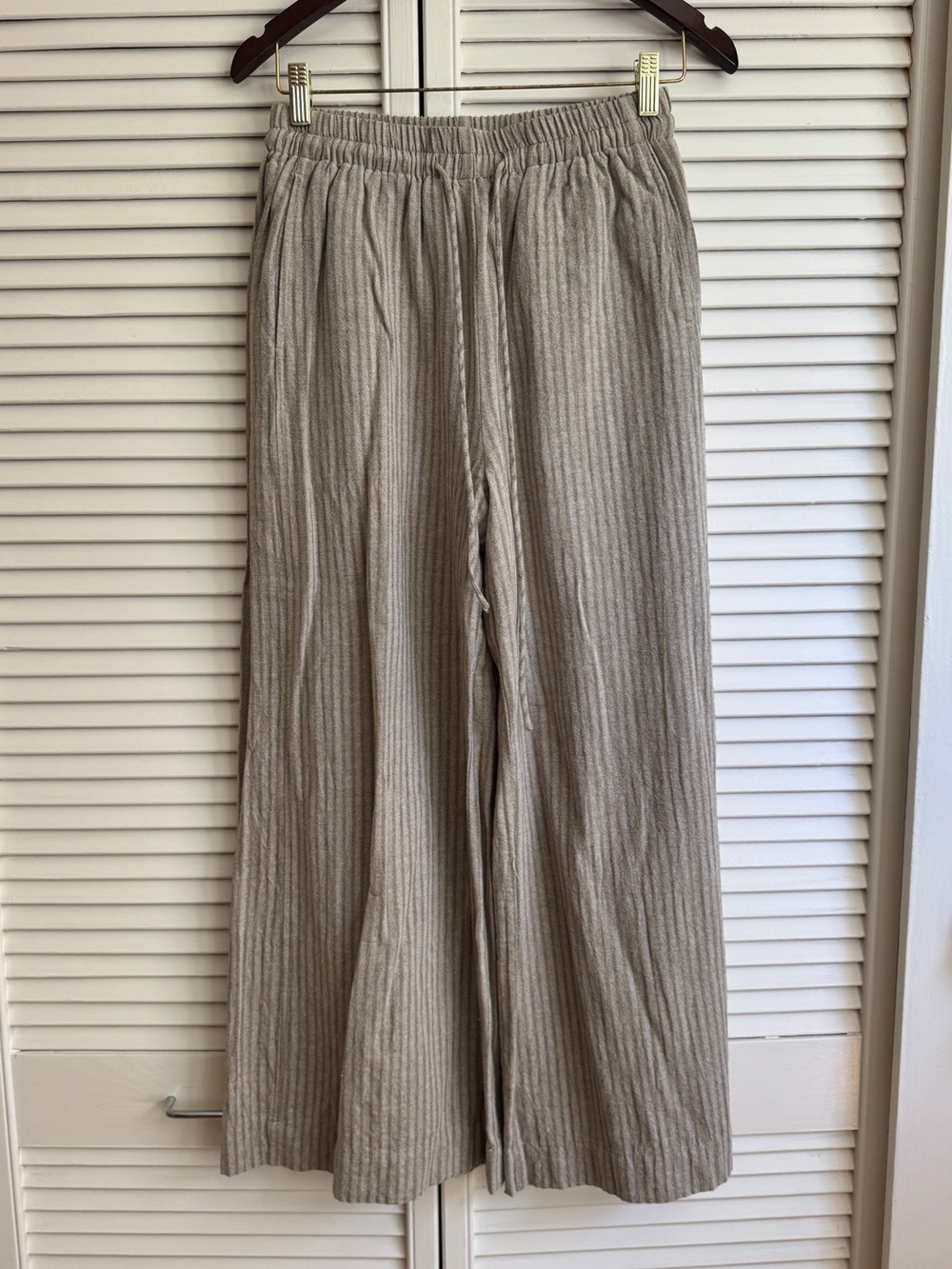 Wide Leg Ribbed Knit Pants in Light Taupe
